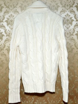 abercrombie-&-fitch-cable-sweater_2