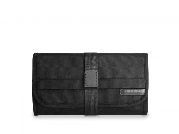 briggs-&-riley-baseline-compact-toiletry-kit_19