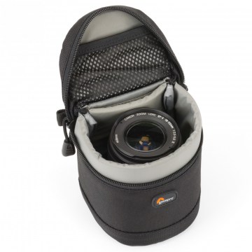 lowepro-lens-case-9-x-9_4